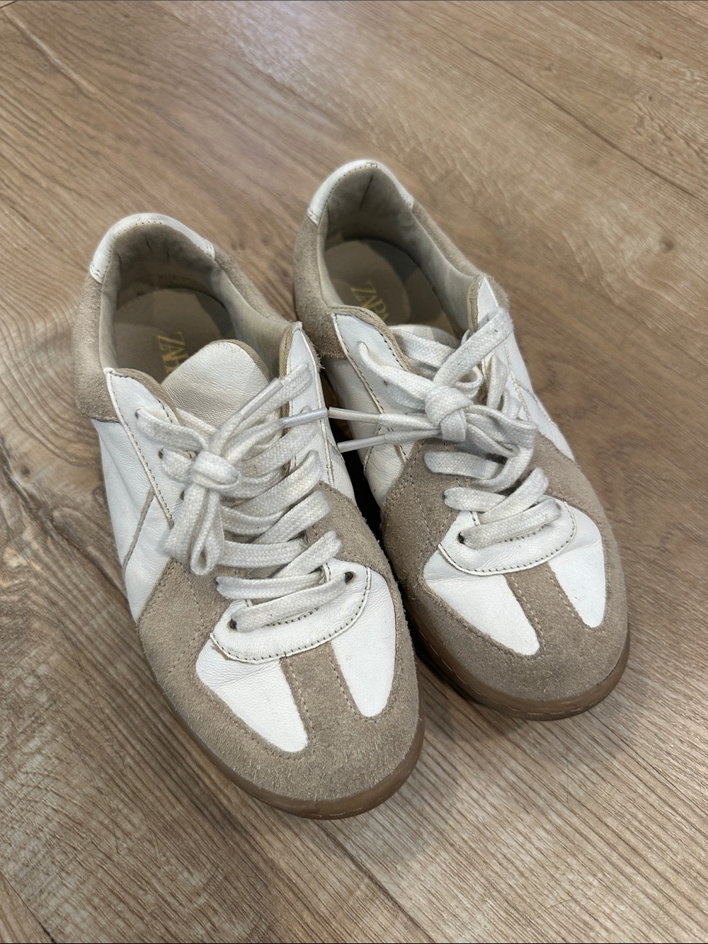 Zara White and Beige Kids Sneakers